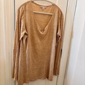 Banana Republic Tan V-Neck Long Sleeve Fine Merino Wool Sweater size XL
